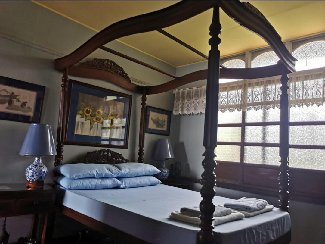 Casa Conchita Bed & Breakfast Taal エクステリア 写真